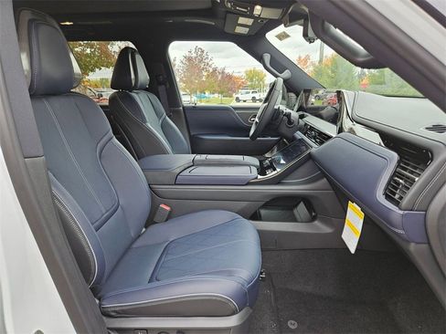 New 2026 INFINITI QX80 SPORT image 32