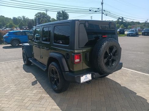 Used 2021 Jeep Wrangler Unlimited Sport AWD/4WD image 4