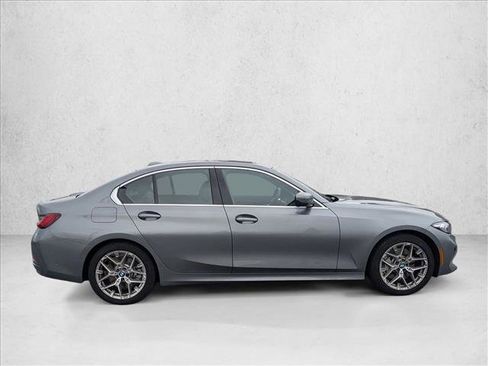 Used 2025 BMW 330i 330i w/ Convenience Package image 4