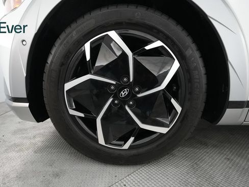 Used 2024 Hyundai Ioniq 5 Limited RWD image 9
