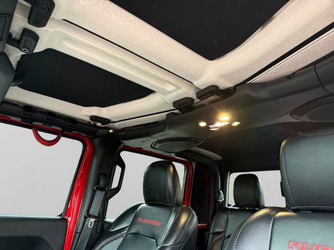 Used 2020 Jeep Gladiator Rubicon AWD/4WD image 14