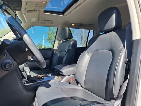 Used 2023 Nissan Armada SL w/ Captain's Chairs Package RWD image 25