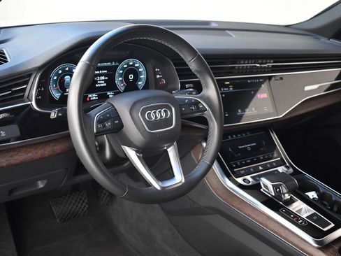 Used 2021 Audi Q8 Premium Plus w/ Premium Plus Package image 21