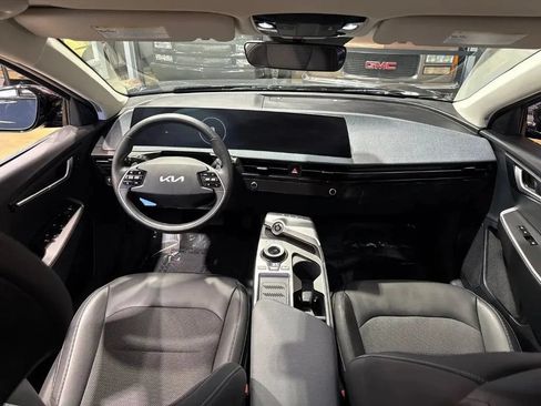 Used 2024 Kia EV6 Light AWD/4WD image 19