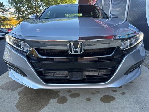 Used 2019 Honda Accord Sport image 7
