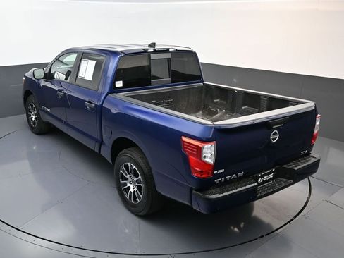 Used 2023 Nissan Titan SV RWD image 17