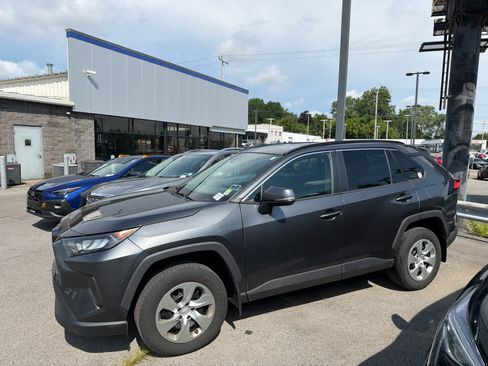 Used 2019 Toyota RAV4 LE w/ All Weather Liner Package AWD/4WD image 6