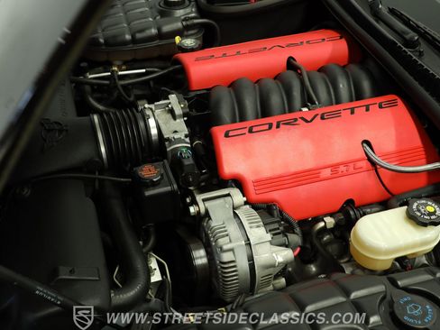 Used 2001 Chevrolet Corvette Z06 w/ Memory Pkg RWD image 3