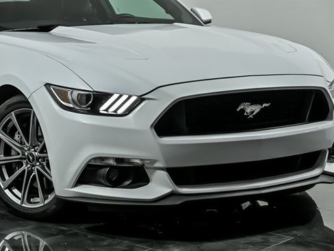 Used 2015 Ford Mustang GT Premium RWD image 2