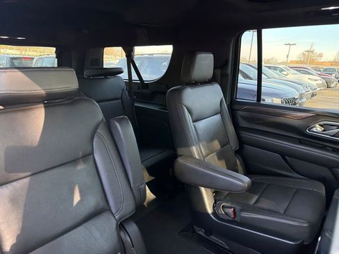 Used 2021 Chevrolet Suburban LT w/ LT Signature Package image 58