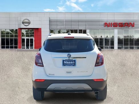 Used 2022 Buick Encore Preferred w/ Safety Package image 5