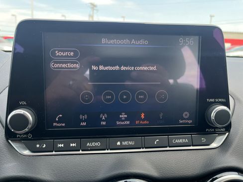 Used 2021 Nissan Sentra SV FWD image 16