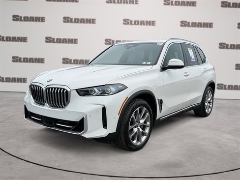 Certified 2024 BMW X5 xDrive40i w/ Premium Package image 1