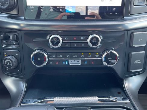 New 2025 Ford F150 Lariat w/ Equipment Group 502A High image 12