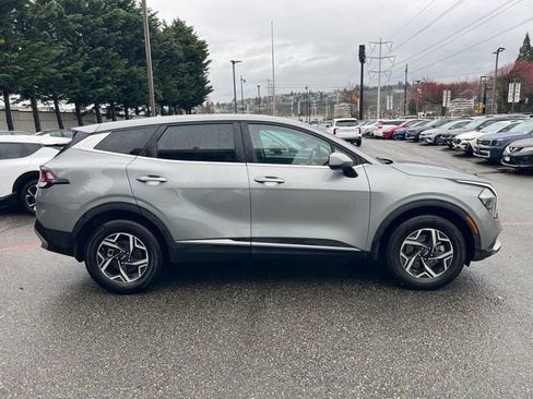 Certified 2023 Kia Sportage LX image 4