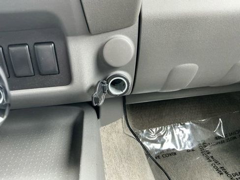 Used 2013 Nissan Frontier S AWD/4WD image 24