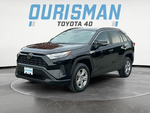 Used 2023 Toyota RAV4 XLE image 3