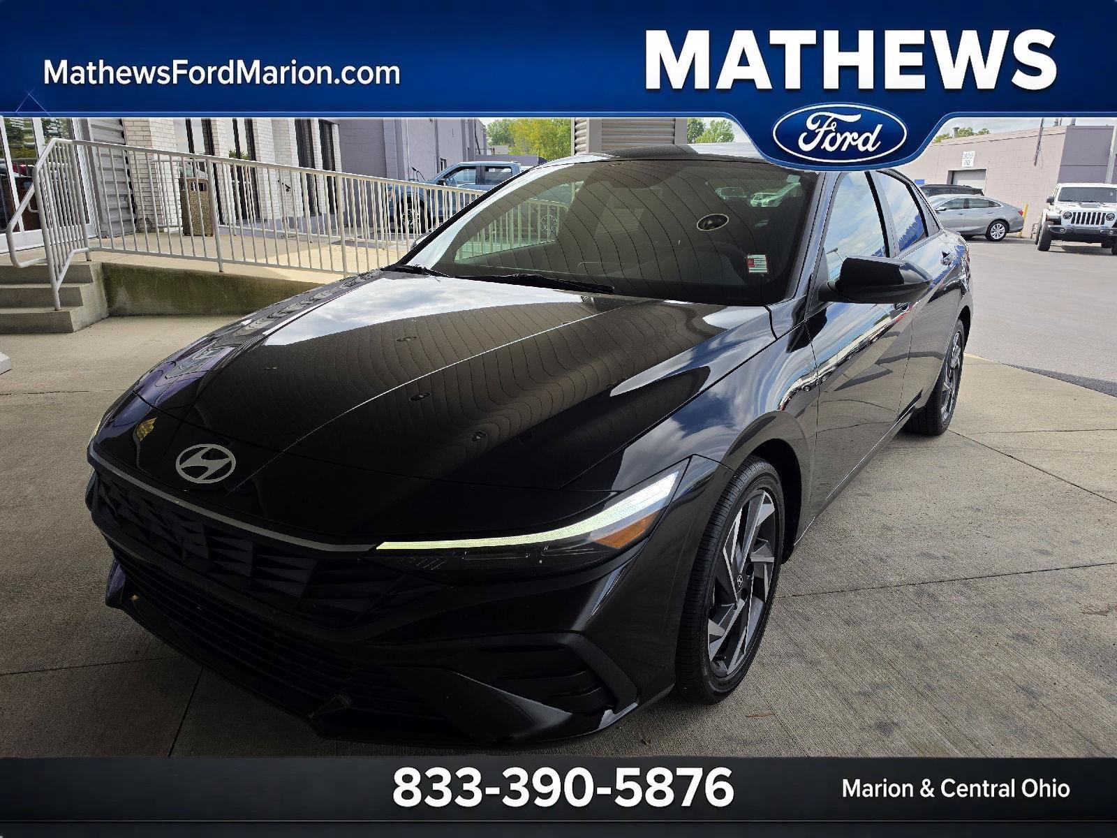 Used 2025 Hyundai Elantra SEL FWD image 1