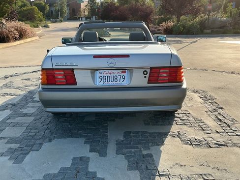 Used 1990 Mercedes-Benz 500 SL image 17