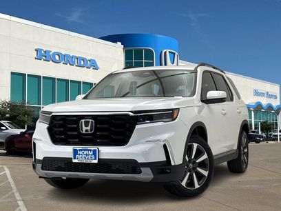 Certified 2025 Honda Pilot Touring