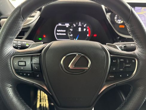 Certified 2022 Lexus ES 350 F Sport FWD image 30