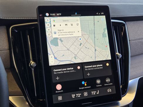 New 2025 Volvo XC90 T8 Plus w/ Protection Package Premier image 19