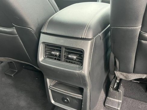 Used 2023 Ford Edge ST AWD/4WD image 19