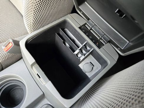 Used 2019 Nissan Frontier SV image 13