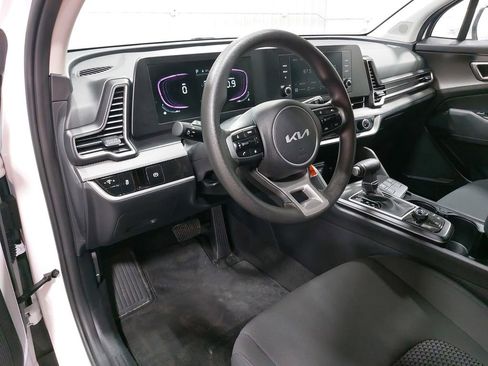 Used 2025 Kia Sportage LX AWD/4WD image 15