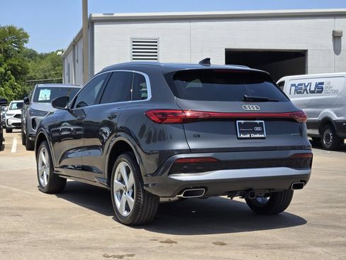 Certified 2025 Audi Q5 Premium Plus AWD/4WD image 11