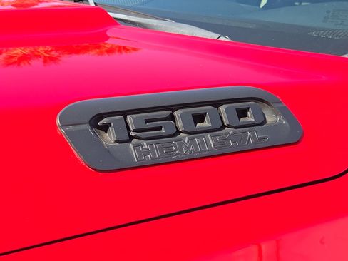 Used 2022 RAM 1500 Big Horn AWD/4WD image 35