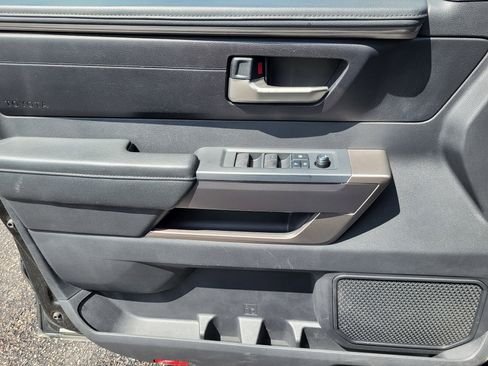 Used 2022 Toyota Tundra SR5 image 7