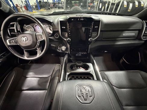 Used 2023 RAM 1500 Laramie AWD/4WD image 7