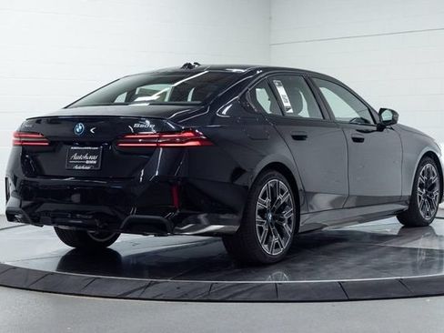 New 2027 BMW 550e xDrive w/ Executive Package AWD/4WD image 14