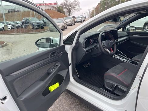 New 2026 Volkswagen GTI SE image 4