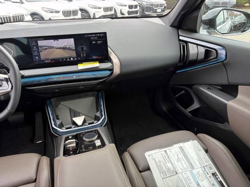 Used 2025 BMW X3 xDrive30i w/ Convenience Package AWD/4WD image 30