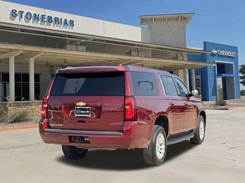 Used 2020 Chevrolet Suburban LT RWD image 5