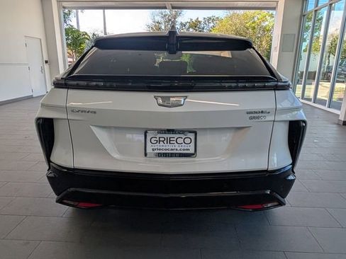 Certified 2024 Cadillac Lyriq Sport AWD/4WD image 12