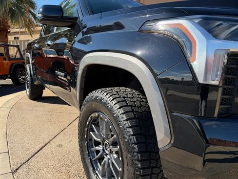 Used 2025 Toyota Tundra Limited image 21