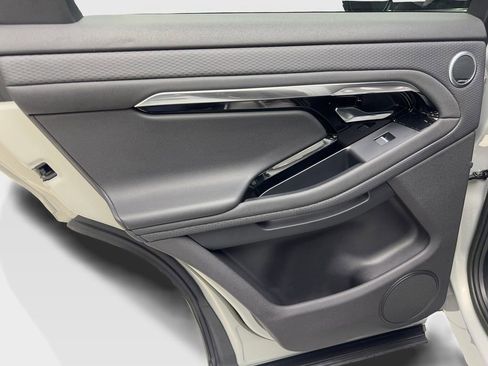 Used 2023 Land Rover Range Rover Evoque R-Dynamic S image 38