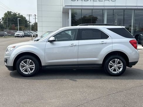 Used 2010 Chevrolet Equinox LT w/ Vehicle Interface Package FWD image 9