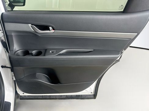 Used 2025 Hyundai Palisade SEL FWD image 33