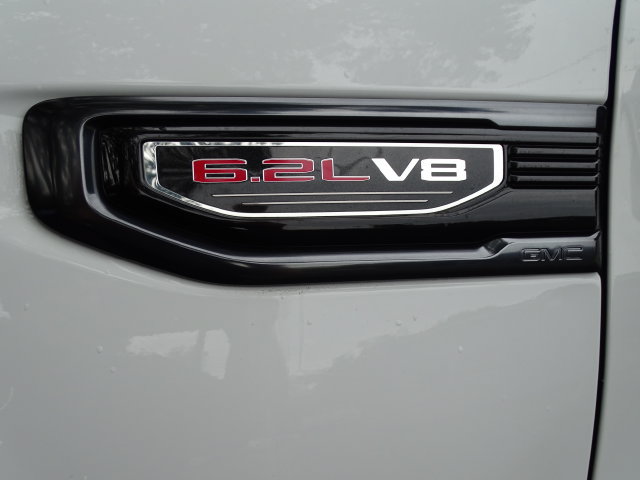 Used 2024 GMC Sierra 1500 AT4 w/ Technology Package AWD/4WD image 27