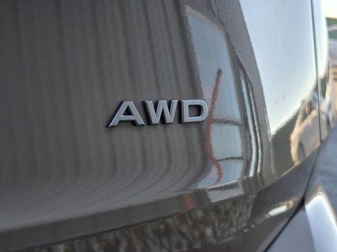 Used 2025 Nissan Rogue SV image 26