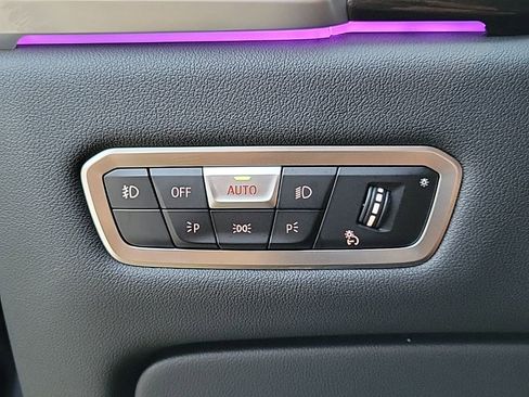 Used 2020 BMW X5 xDrive40i w/ Premium Package image 37