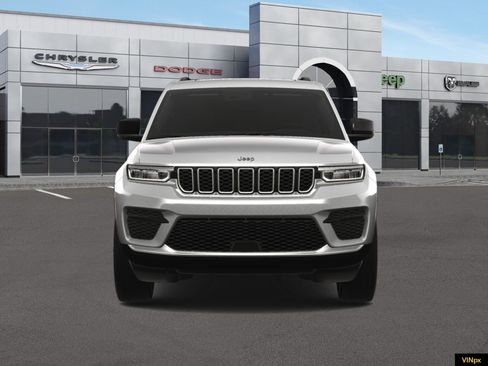 New 2025 Jeep Grand Cherokee Laredo X image 6