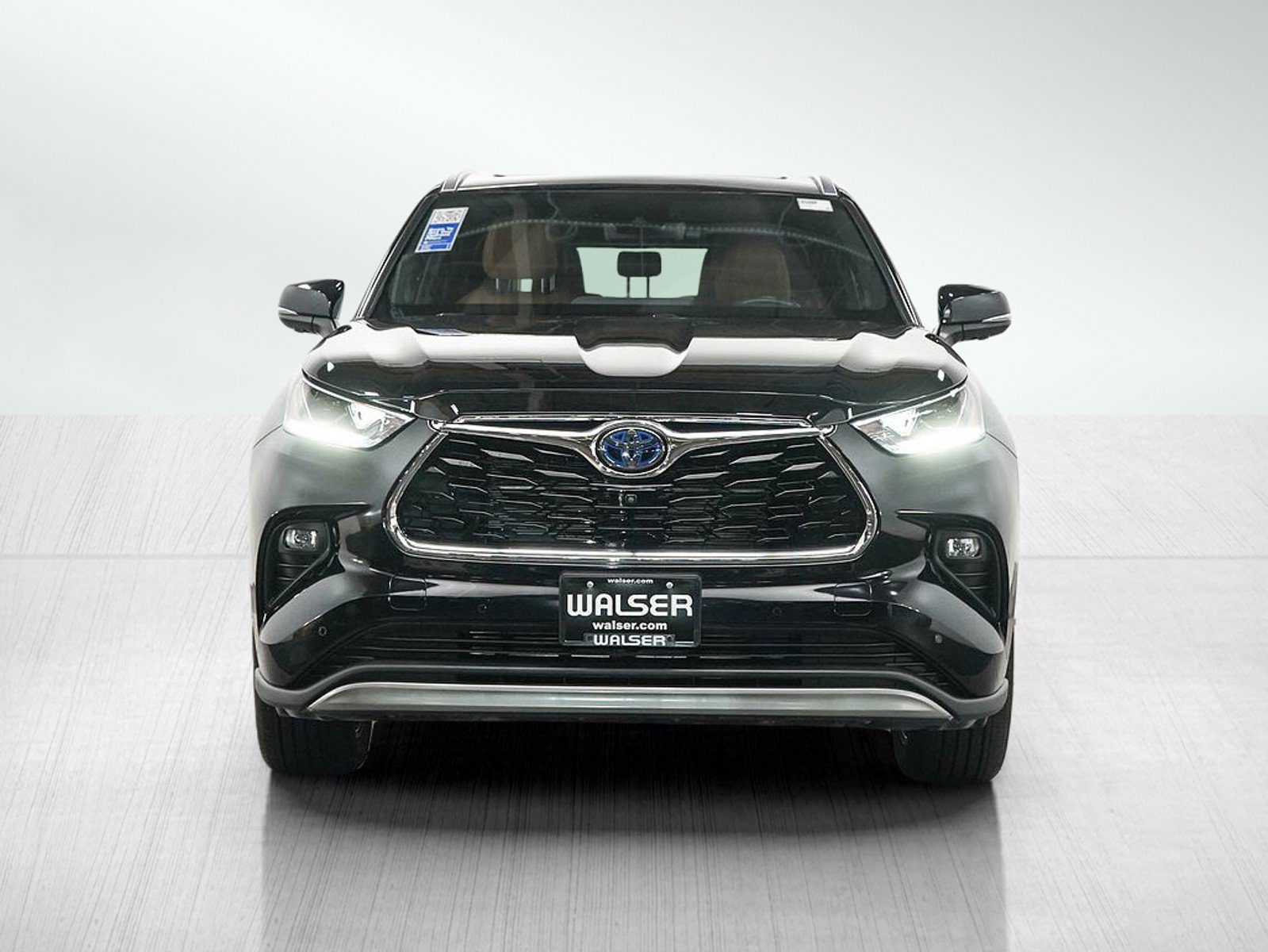 Used 2024 Toyota Highlander Platinum AWD/4WD image 8