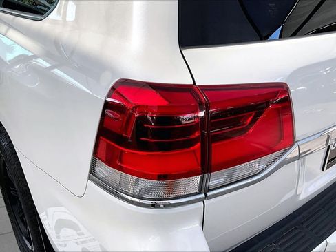 Used 2021 Toyota Land Cruiser AWD/4WD image 29