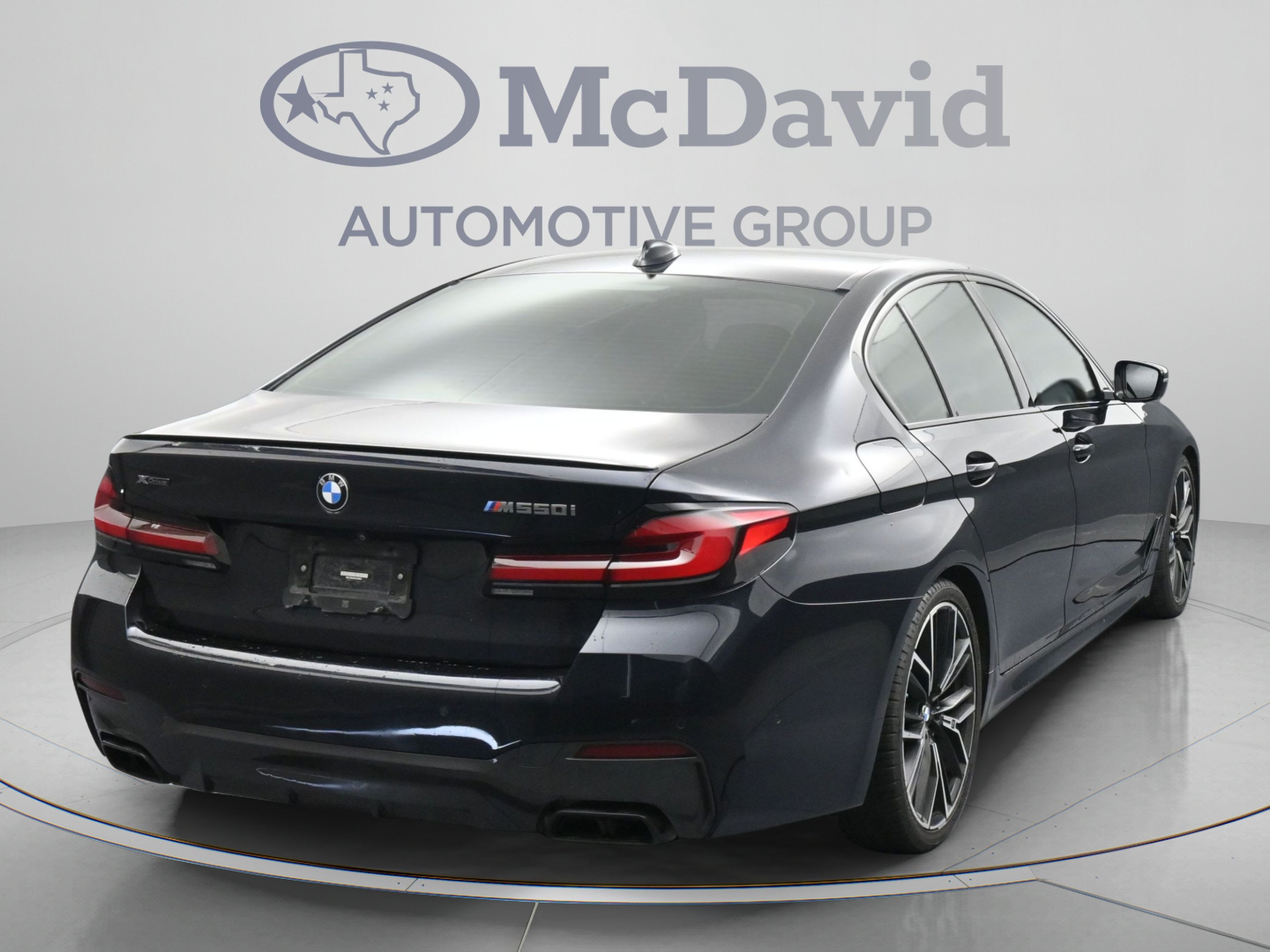 Used 2022 BMW M550i xDrive w/ Dynamic Handling Package AWD/4WD image 8
