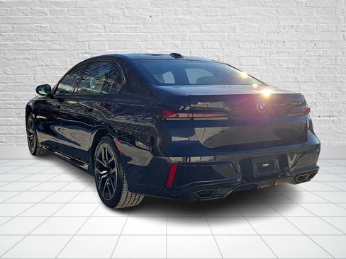 Certified 2023 BMW 760i xDrive 760i xDrive w/ Executive Package image 4